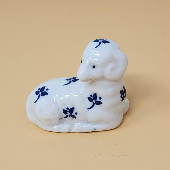 Miniature White Ceramic Tea Set With Blue Floral Design - Set Of 5 Pieces For Di - Picture 7 of 13